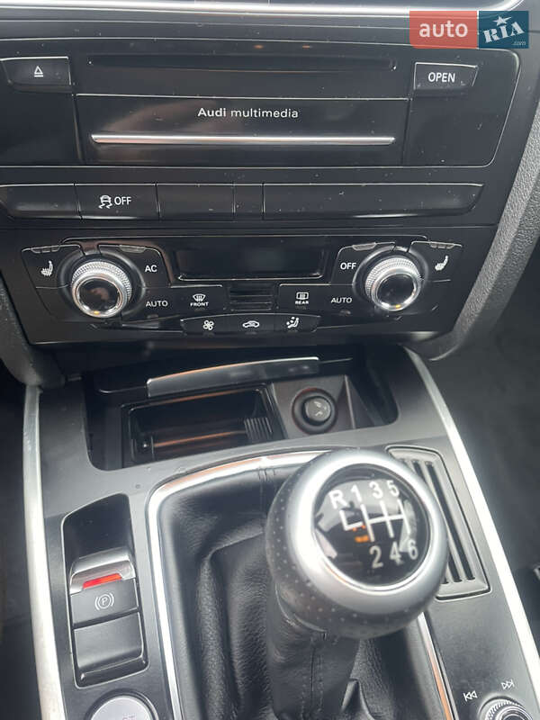 Седан Audi A4 2014 в Луцке