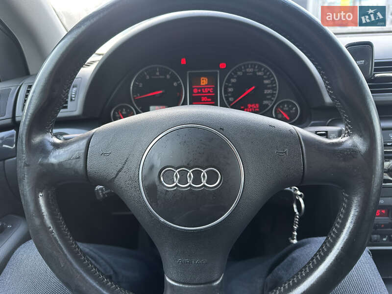 Седан Audi A4 2003 в Киеве