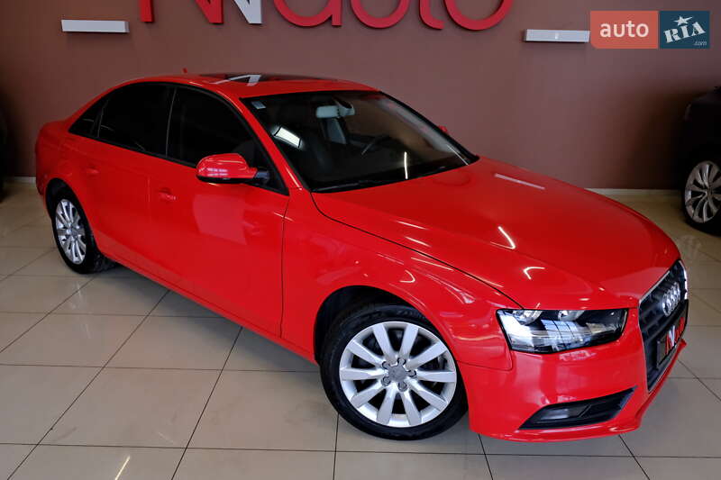 Седан Audi A4 2014 в Одесі