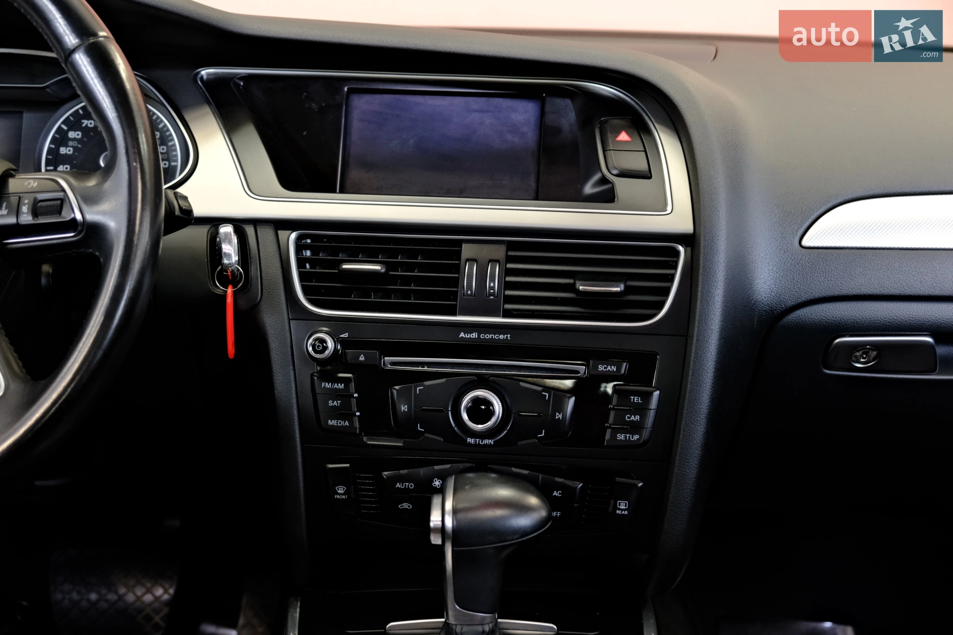 2014 Audi A4 - мініатюра 38