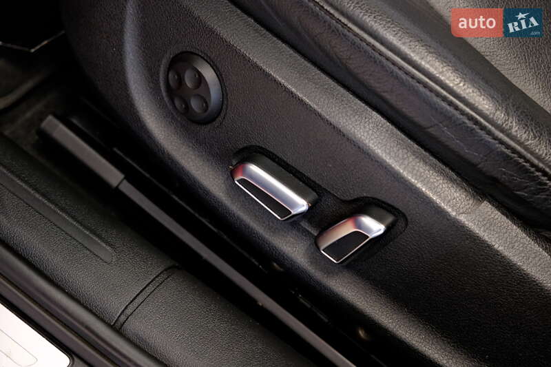 Седан Audi A4 2014 в Одесі