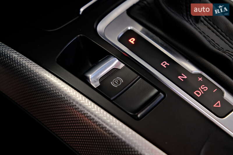 Седан Audi A4 2014 в Одесі