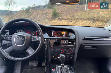 Седан Audi A4 2009 в Сходнице