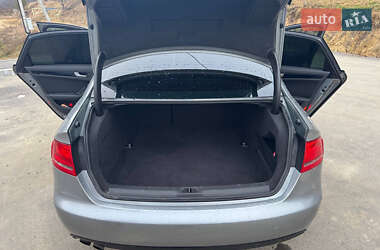 Седан Audi A4 2009 в Сходнице