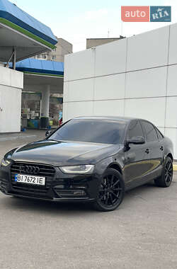 Седан Audi A4 2012 в Кременчуці