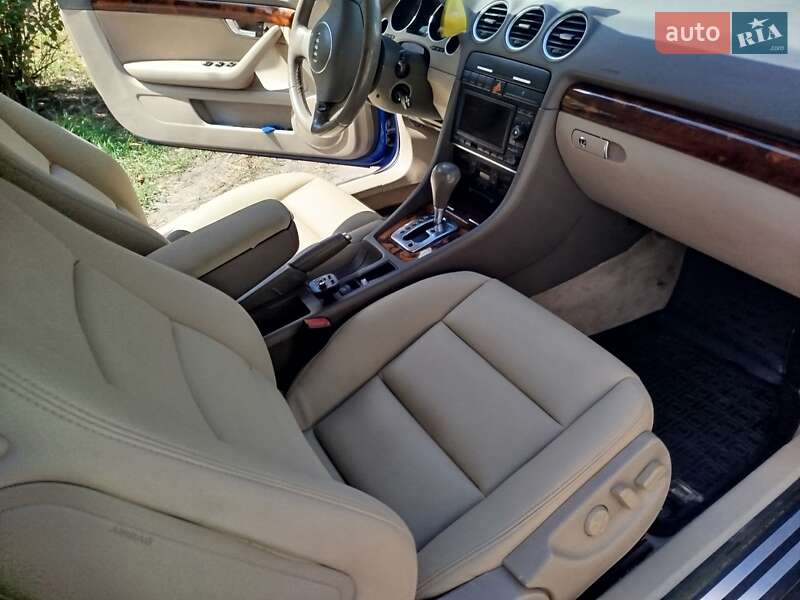 Кабриолет Audi A4 2004 в Киеве фото 7 Кабриолет Audi A4 2004 в Киеве
