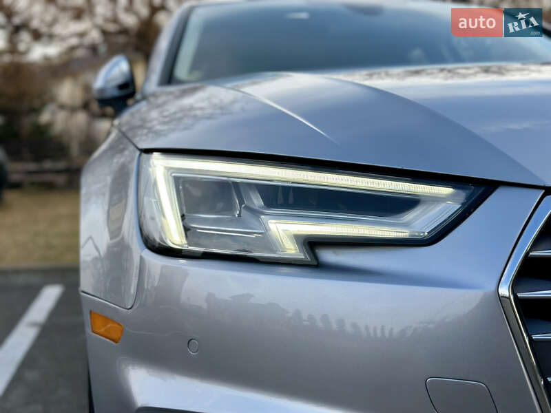 Седан Audi A4 2018 в Киеве