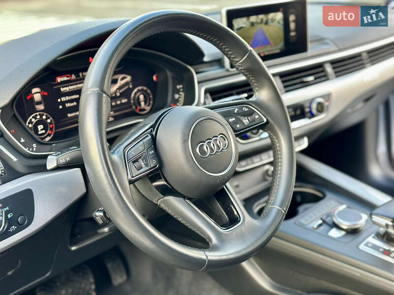 Седан Audi A4 2018 в Киеве