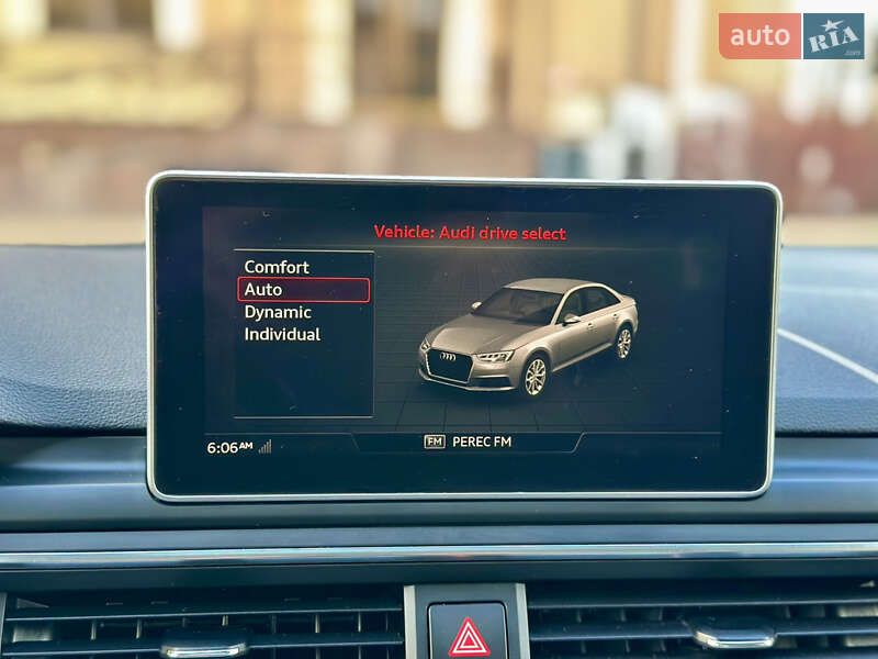 Седан Audi A4 2018 в Киеве