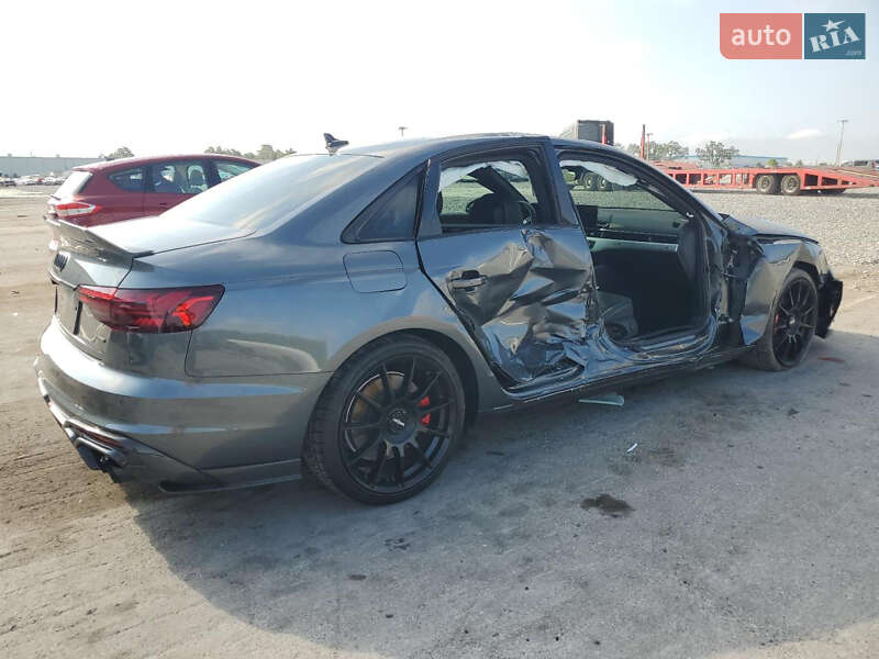 Седан Audi A4 2020 в Буче