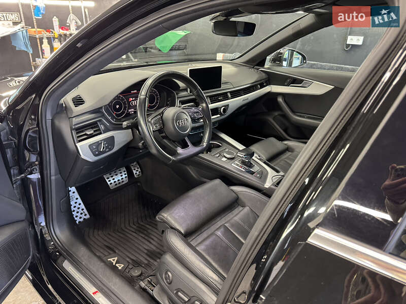 Седан Audi A4 2016 в Киеве