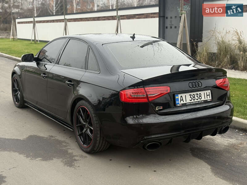 Седан Audi A4 2013 в Белой Церкви