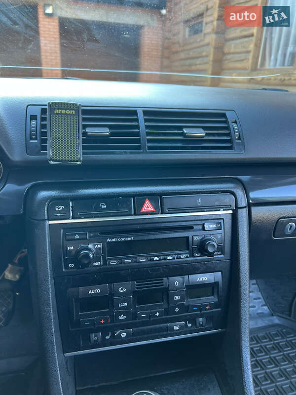 Универсал Audi A4 2002 в Львове