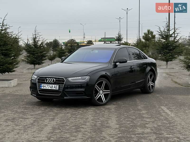 Audi A4 2012