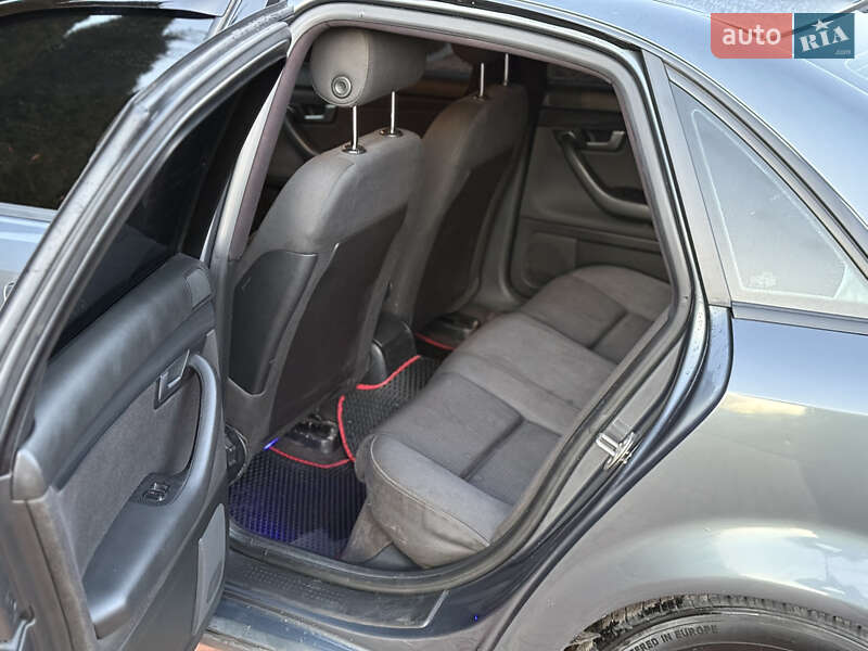 Седан Audi A4 2002 в Хмельницком