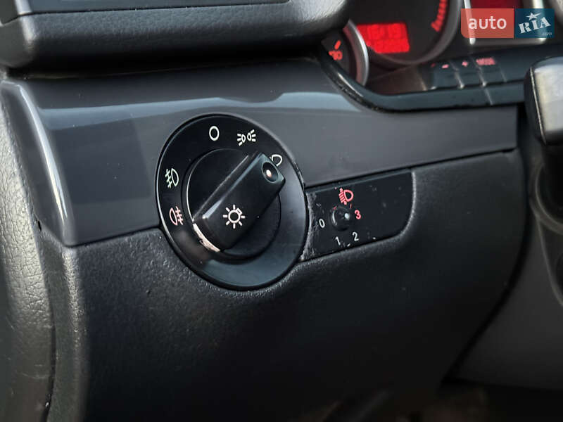 Седан Audi A4 2002 в Хмельницком