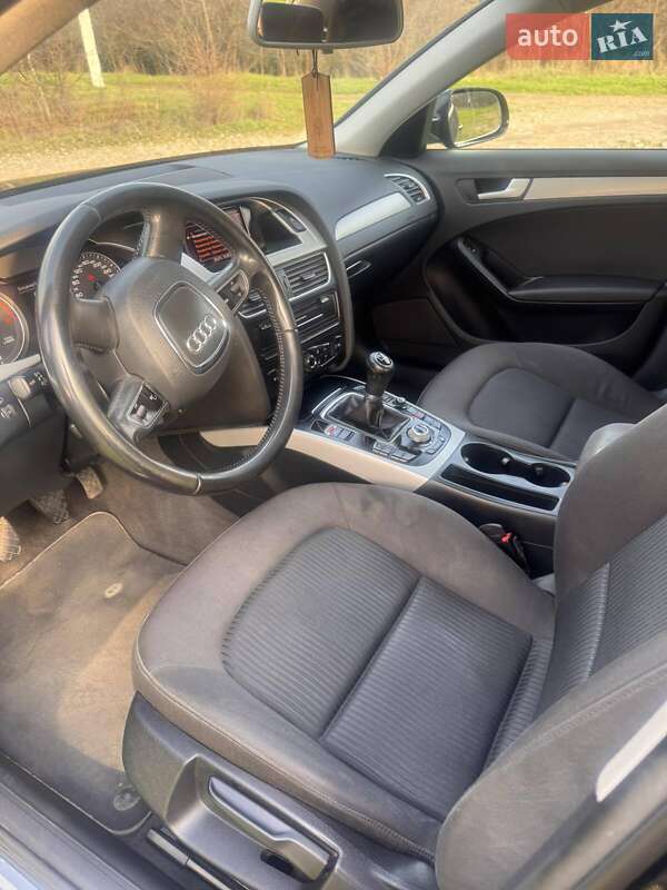 Универсал Audi A4 2011 в Южноукраинске