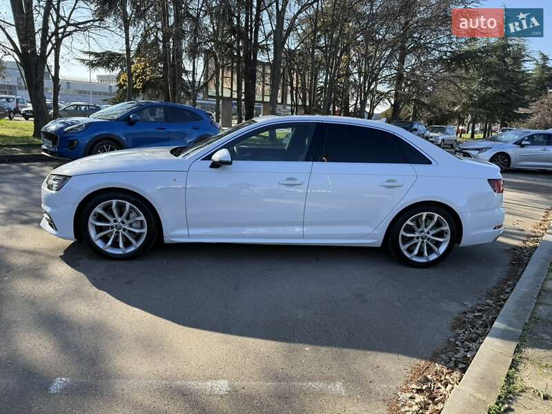 Седан Audi A4 2018 в Одессе