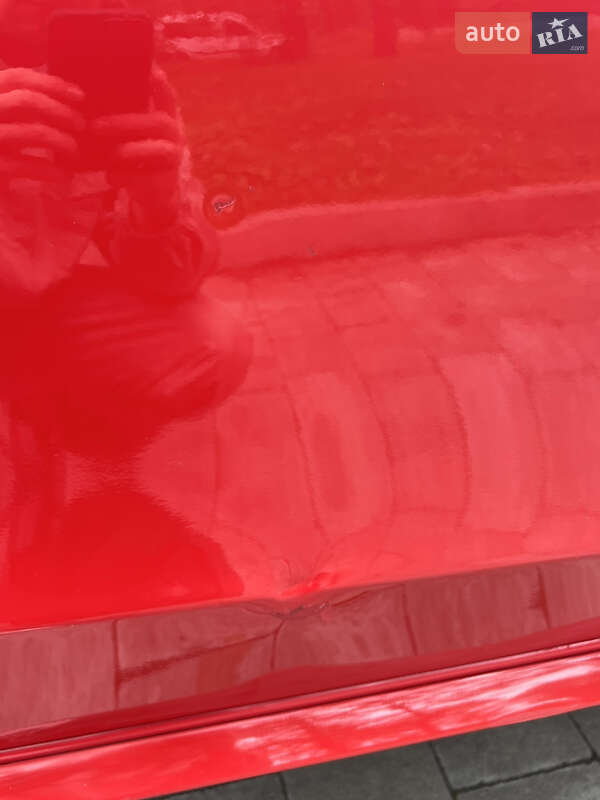 Седан Audi A4 2011 в Новояворовске