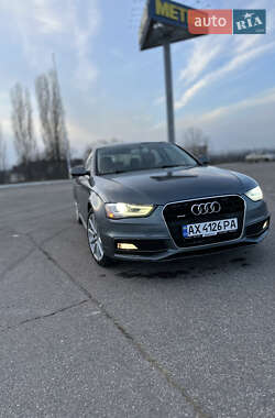 Седан Audi A4 2013 в Люботине