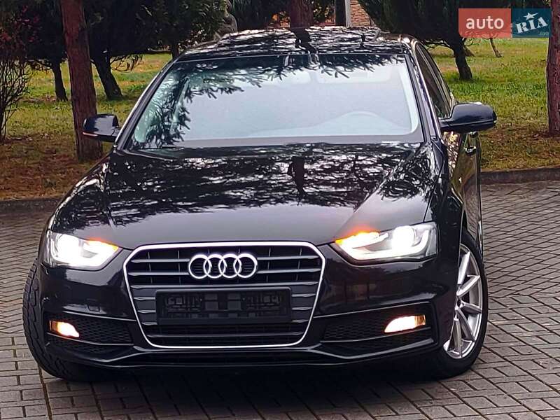 Седан Audi A4 2013 в Дрогобыче