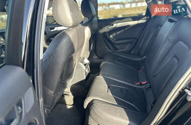 Седан Audi A4 2012 в Львове