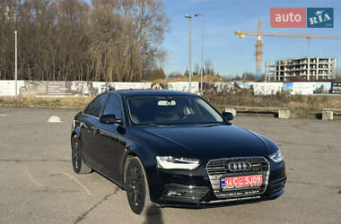 Седан Audi A4 2012 в Львове