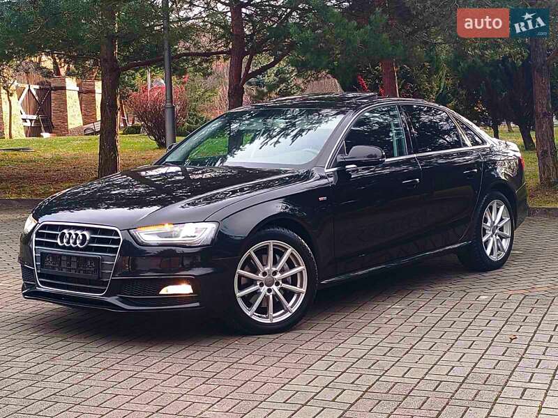 Седан Audi A4 2013 в Дрогобыче