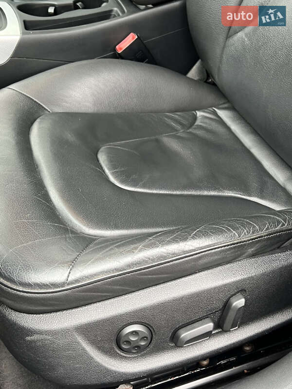 Седан Audi A4 2011 в Одессе