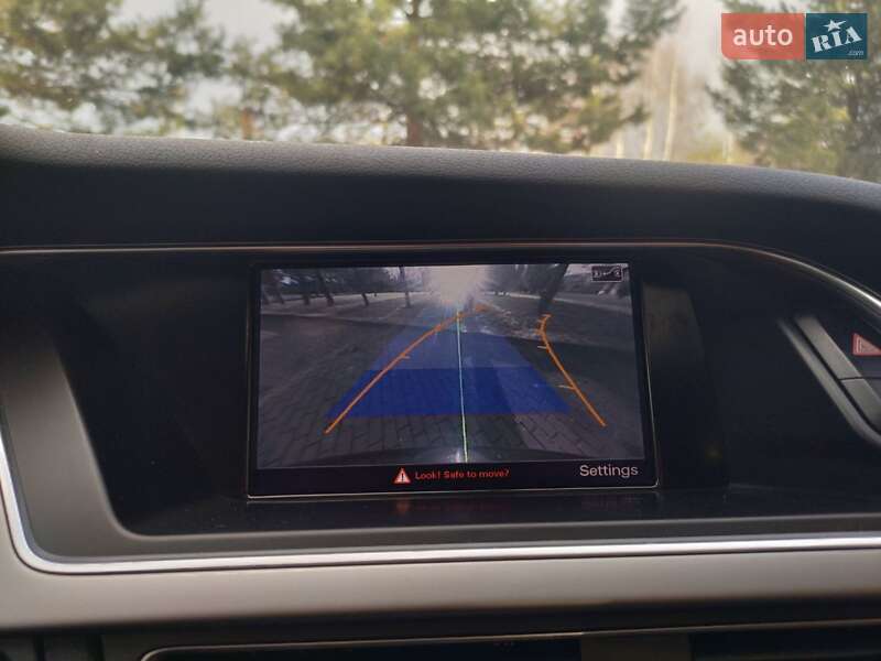 Седан Audi A4 2013 в Дрогобыче