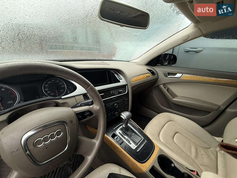 Седан Audi A4 2009 в Овруче