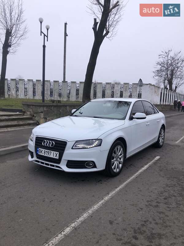 Седан Audi A4 2011 в Ровно фото Седан Audi A4 2011 в Ровно