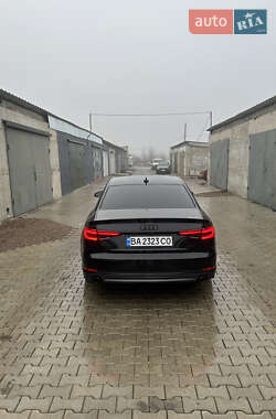 Седан Audi A4 2016 в Долинской