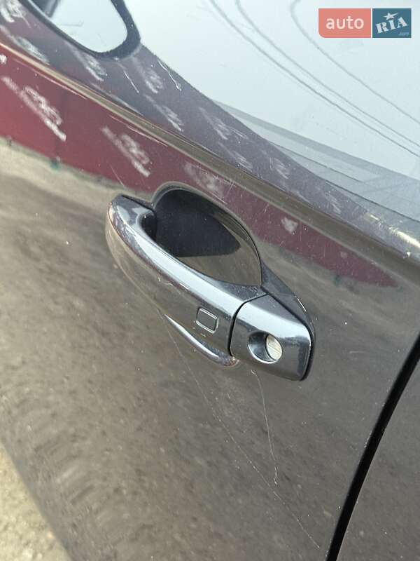 Седан Audi A4 2012 в Сумах