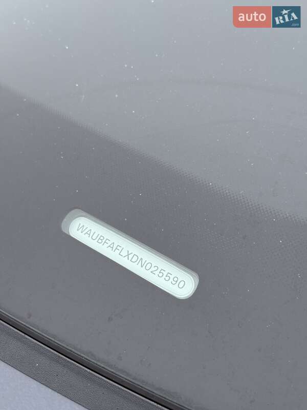 Седан Audi A4 2012 в Сумах