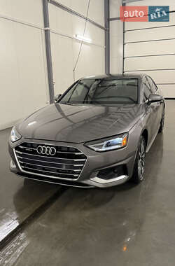 Седан Audi A4 2022 в Львове
