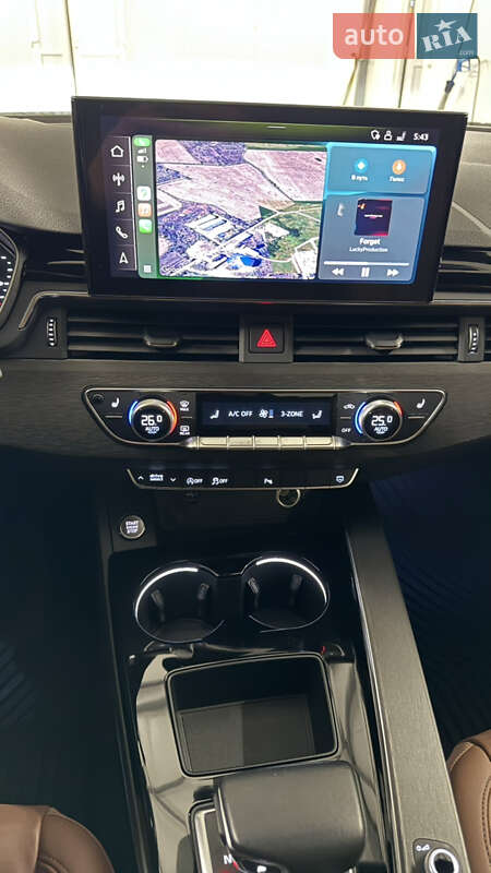 Седан Audi A4 2022 в Львове