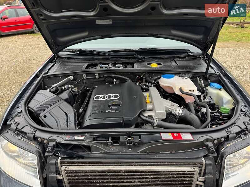 Седан Audi A4 2003 в Долине