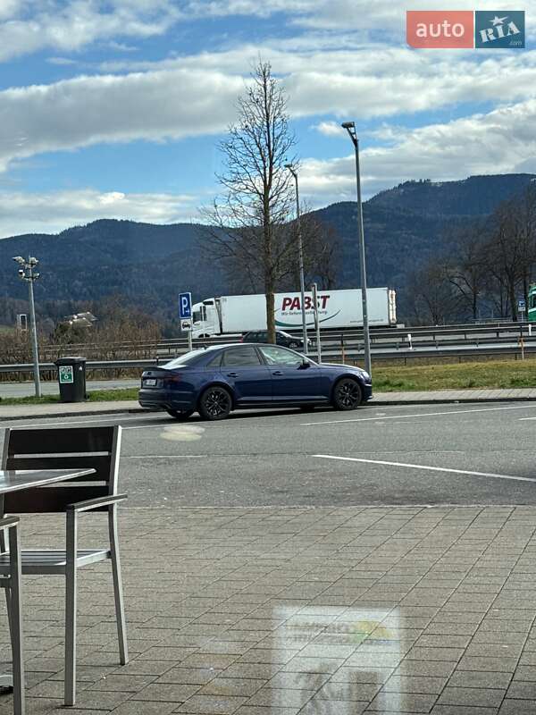 Седан Audi A4 2019 в Ивано-Франковске