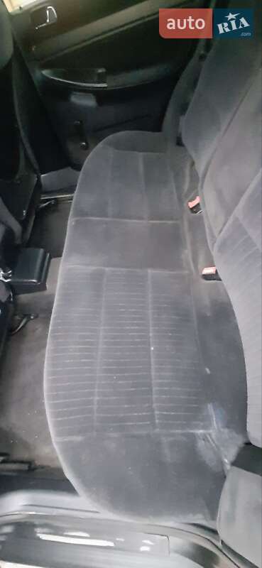 Универсал Audi A4 1997 в Ромнах