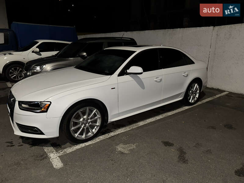 Седан Audi A4 2015 в Киеве