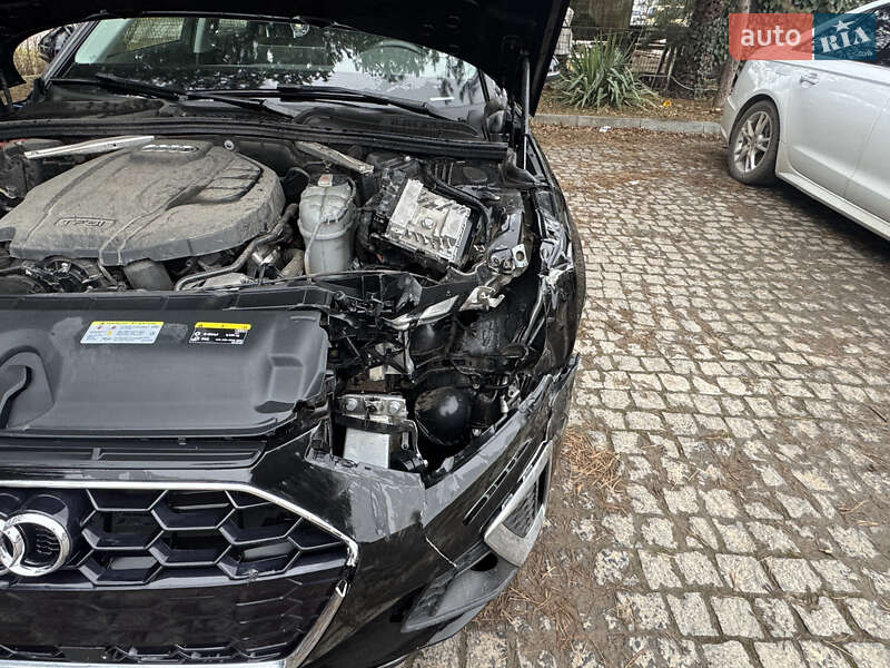 Седан Audi A4 2020 в Львове
