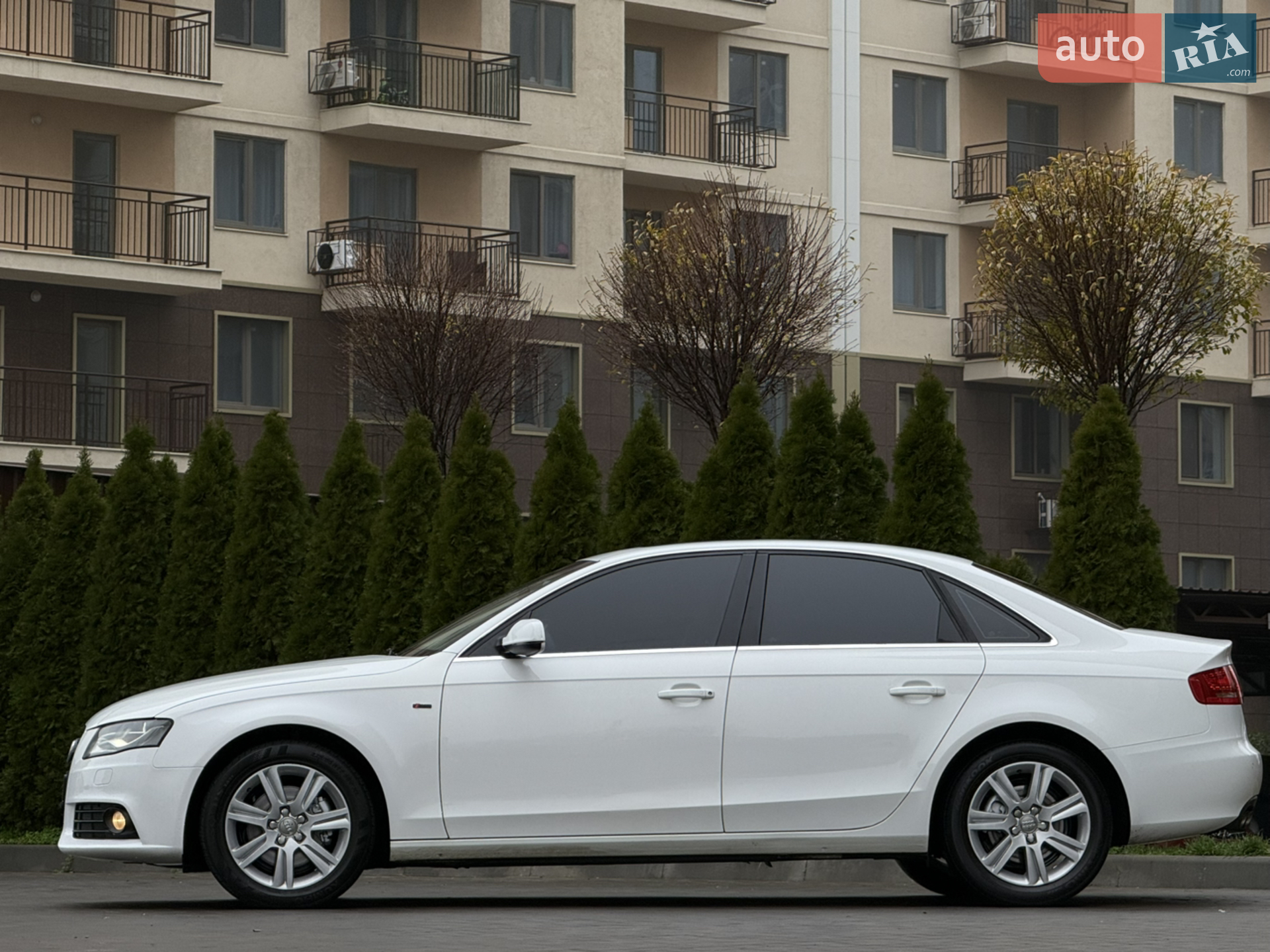 2011 Audi A4 - мініатюра 3
