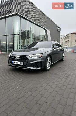 Седан Audi A4 2023 в Киеве