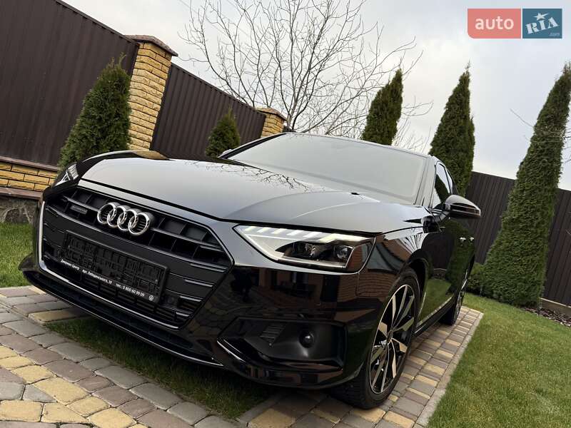 Седан Audi A4 2023 в Киеве