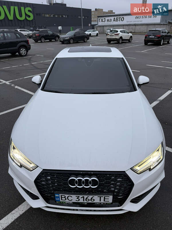 Седан Audi A4 2017 в Киеве