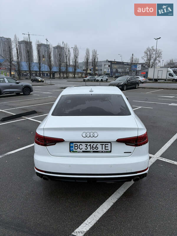 Седан Audi A4 2017 в Киеве