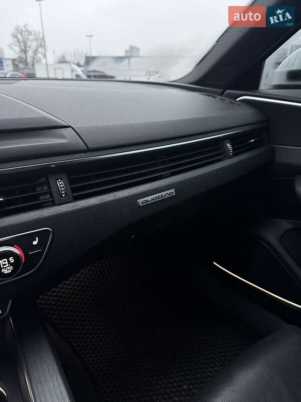Седан Audi A4 2017 в Киеве