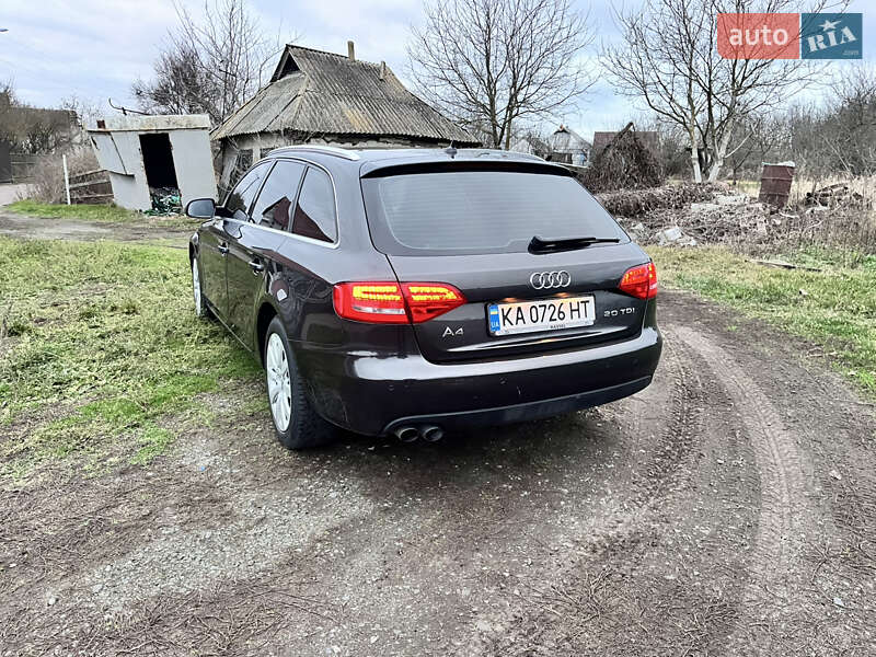 Седан Audi A4 2011 в Білій Церкві