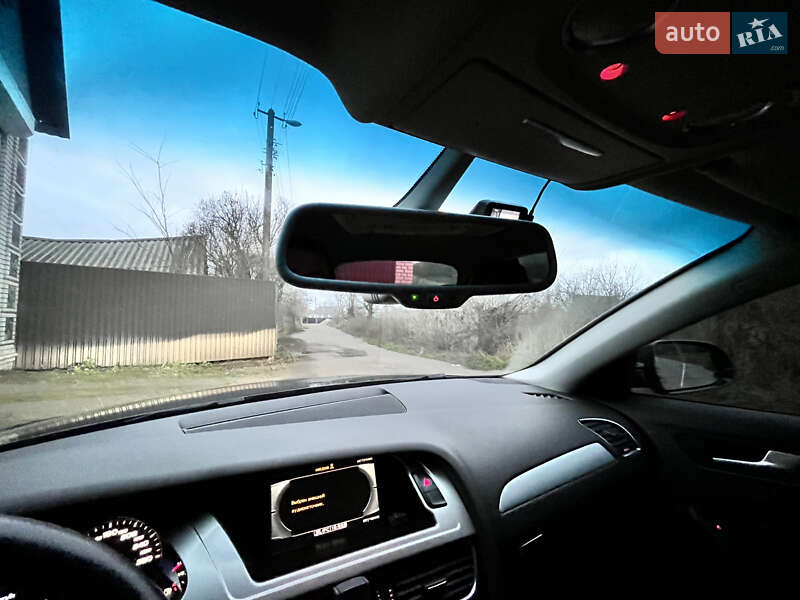 Седан Audi A4 2011 в Білій Церкві